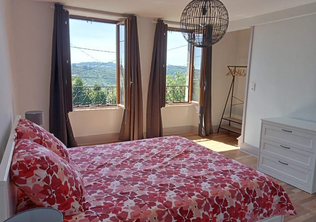Photo of Bedroom in Charbonnieres-les-Vieilles