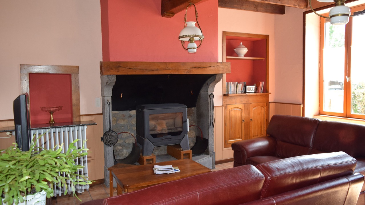 Photo of Livingroom in Charbonnieres-les-Vieilles