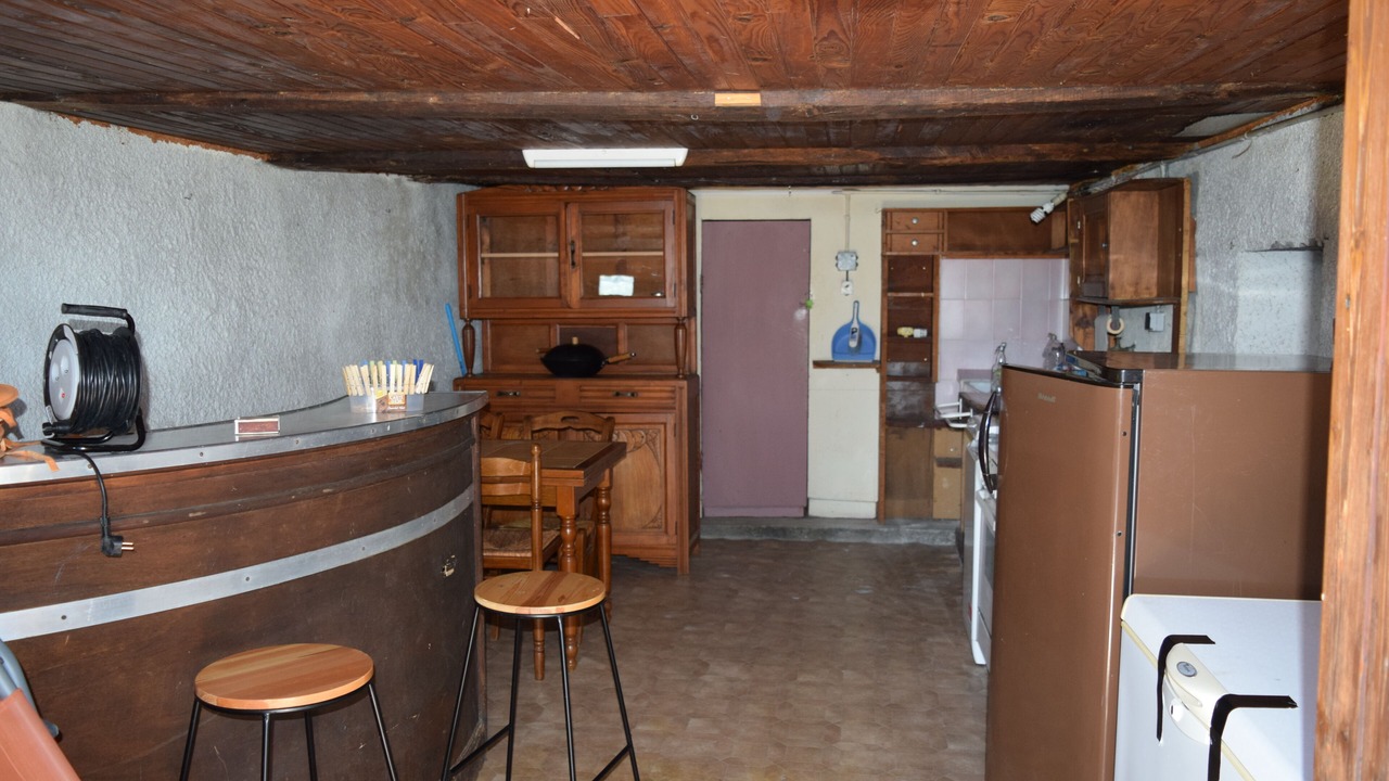 Photo of Kitchen in Charbonnieres-les-Vieilles