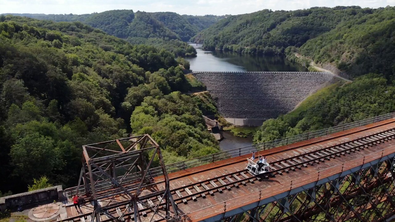 Photo of Others in Charbonnieres-les-Vieilles