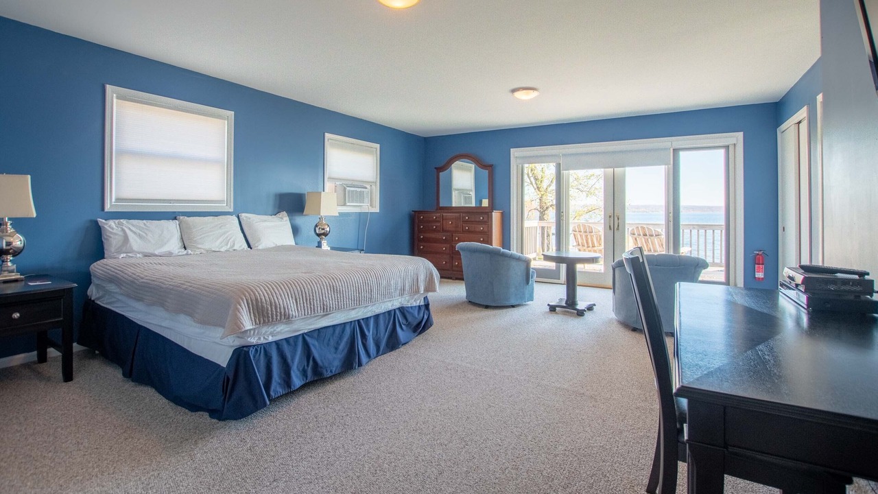 Photo of Bedroom in Seneca Falls