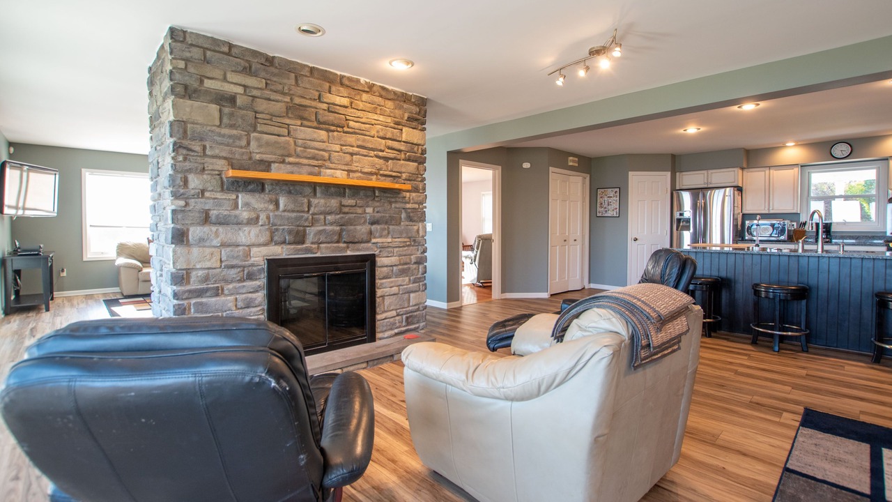 Photo of Livingroom in Seneca Falls