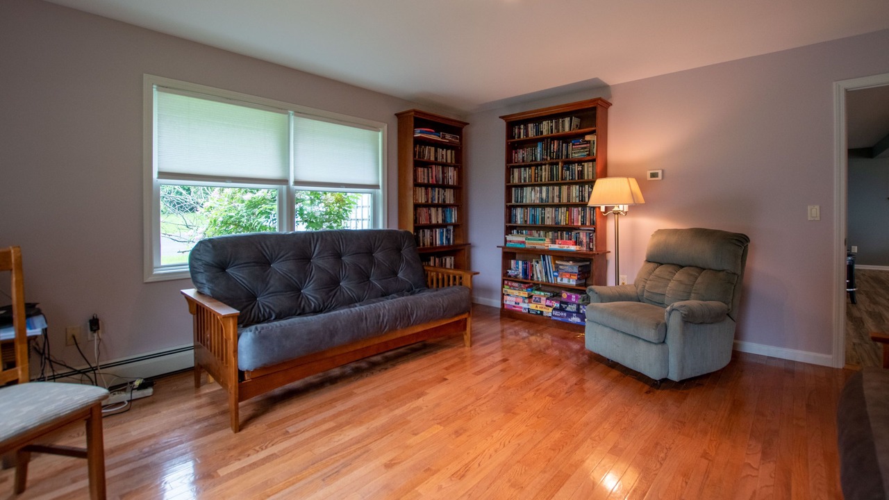 Photo of Livingroom in Seneca Falls