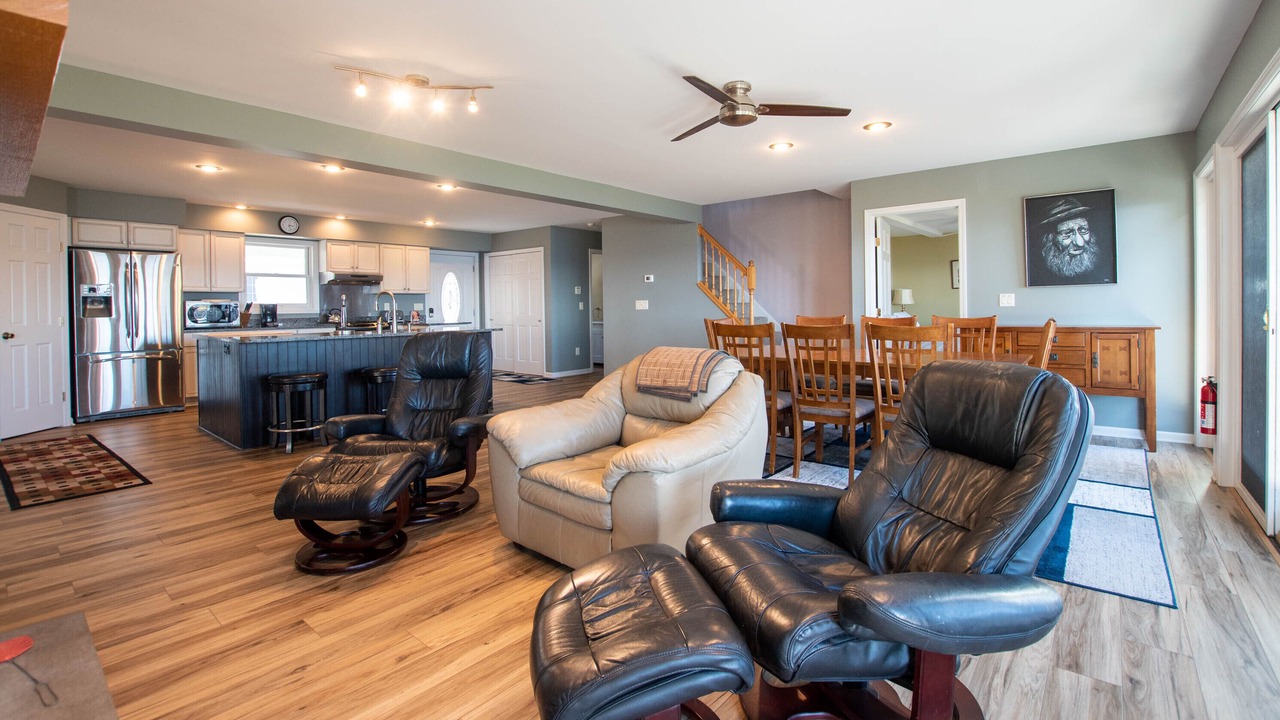 Photo of Livingroom in Seneca Falls