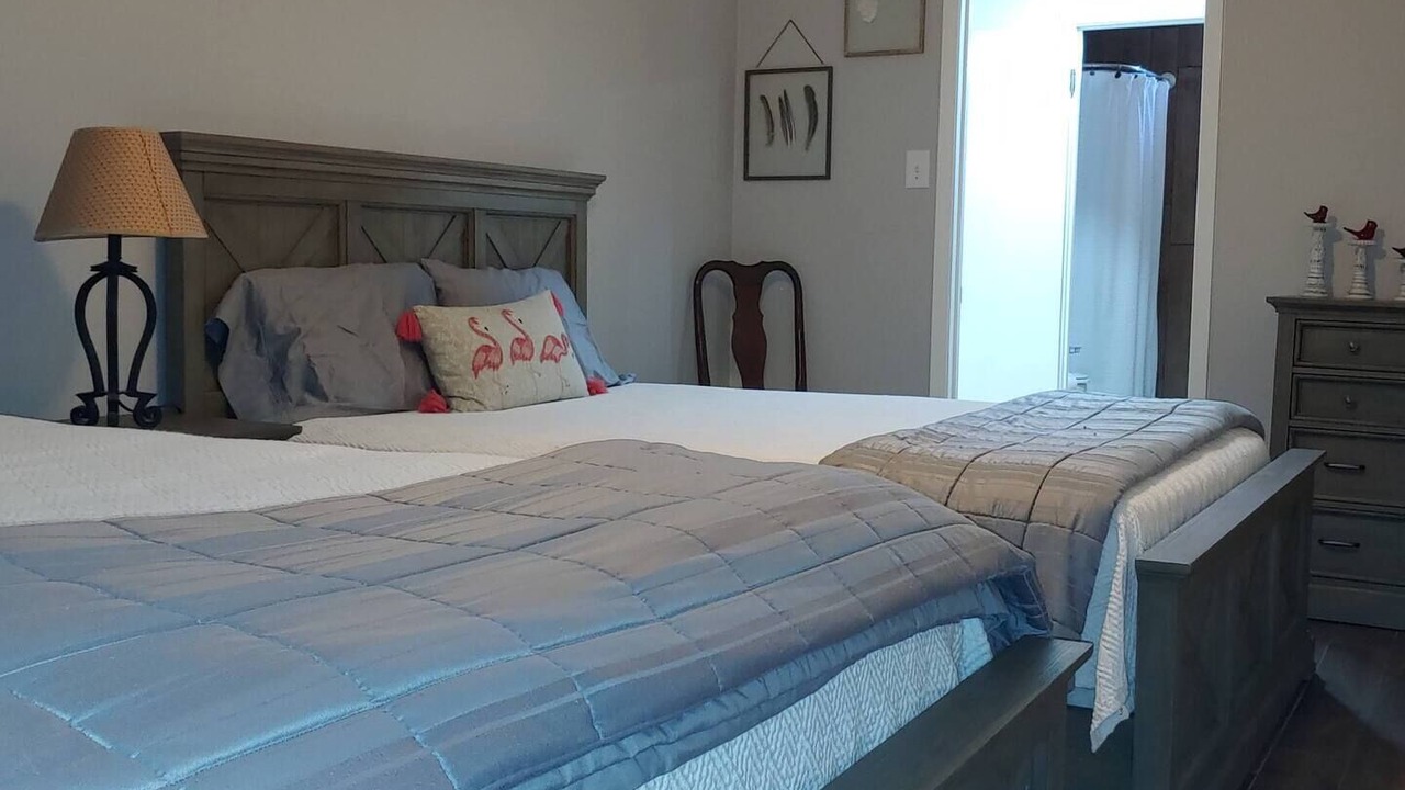 Photo of Bedroom in Tow