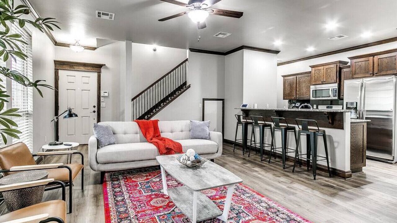 Photo of Livingroom in Central Oklahoma City