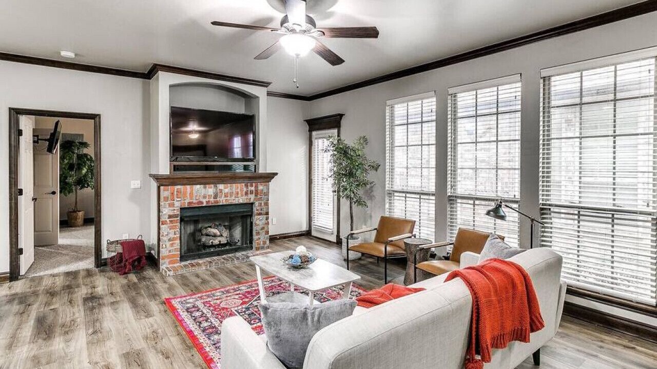 Photo of Livingroom in Central Oklahoma City