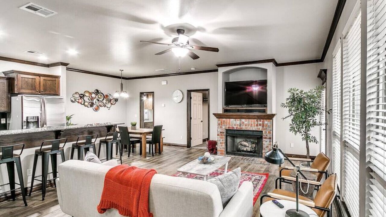 Photo of Livingroom in Central Oklahoma City