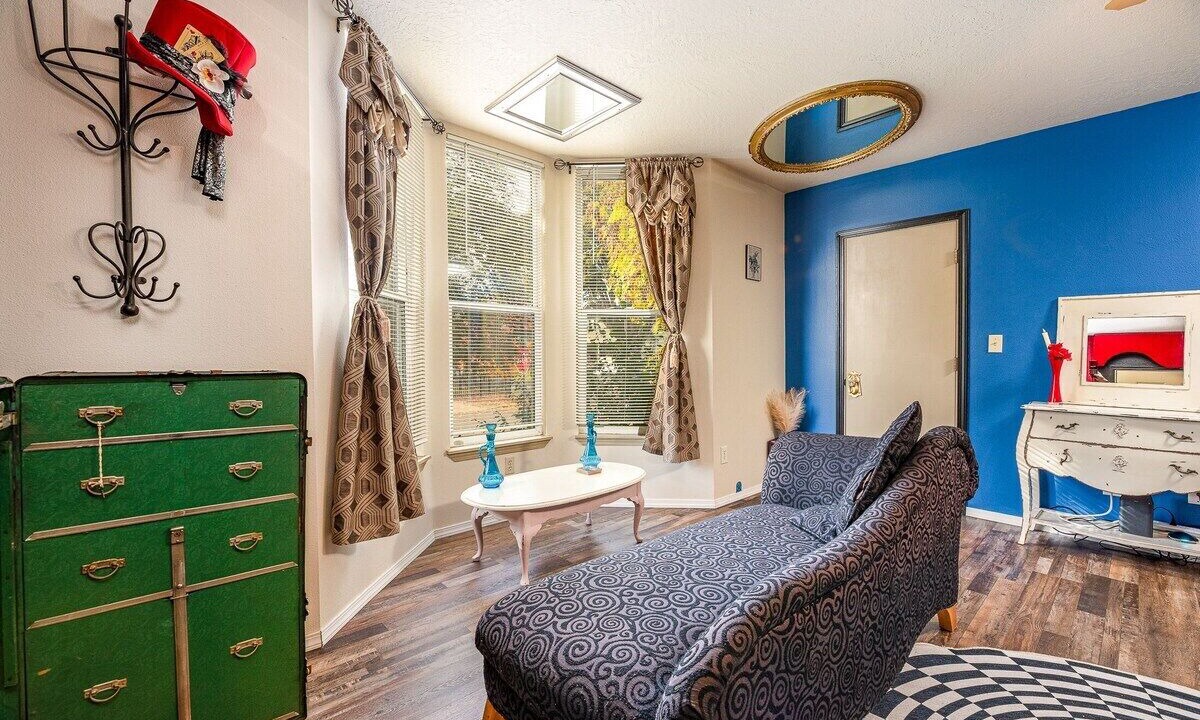 Photo of Others in Northeast Neighbors