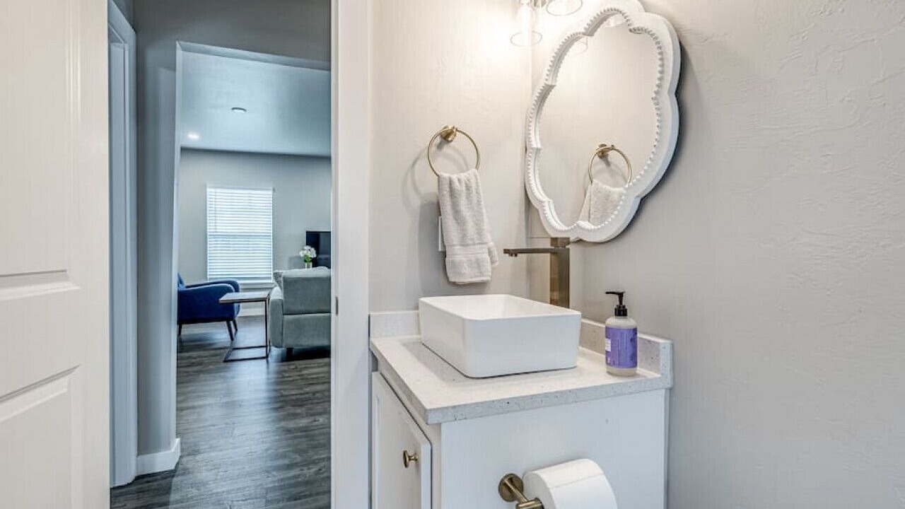 Photo of Bathroom in Central Oklahoma City