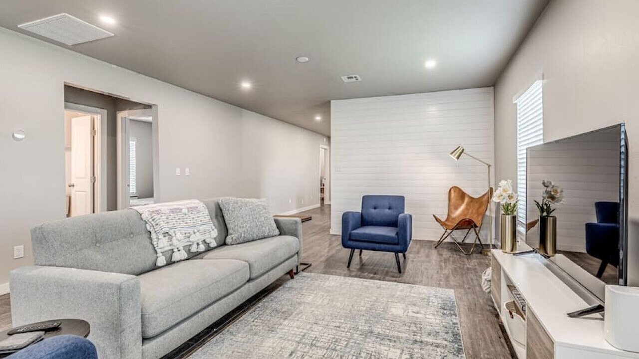 Photo of Livingroom in Central Oklahoma City