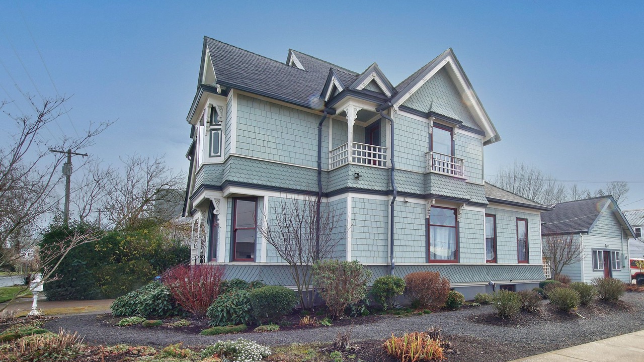 Photo of Others in McMinnville