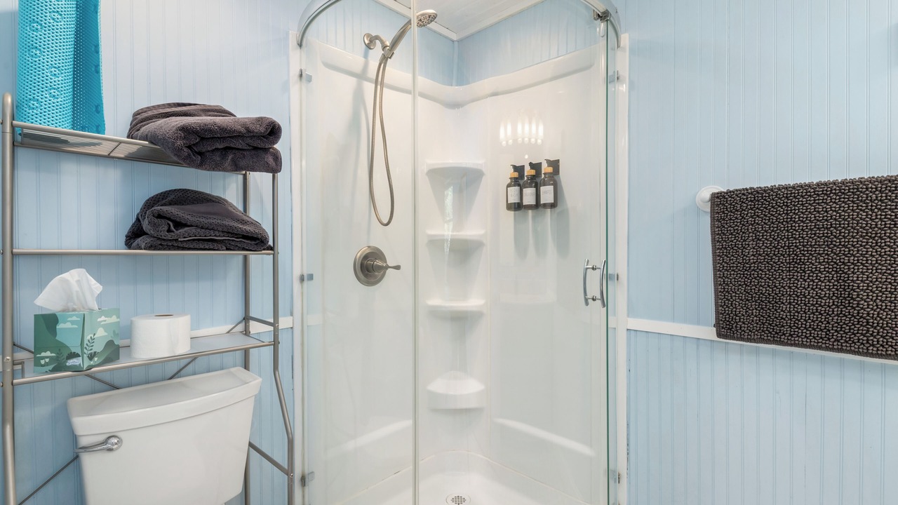 Photo of Bathroom in Charlotte Park