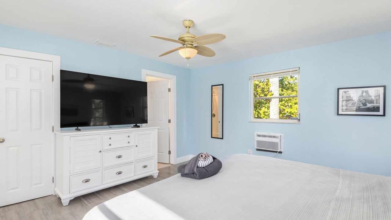 Photo of Bedroom in Charlotte Park