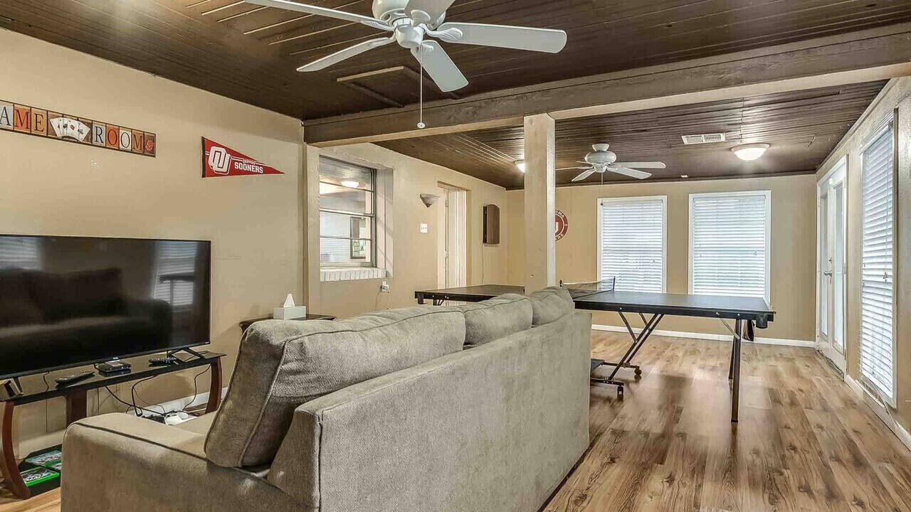 Photo of Livingroom in Norman