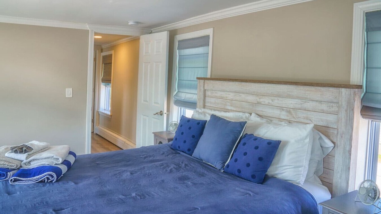 Photo of Others in Hyannis