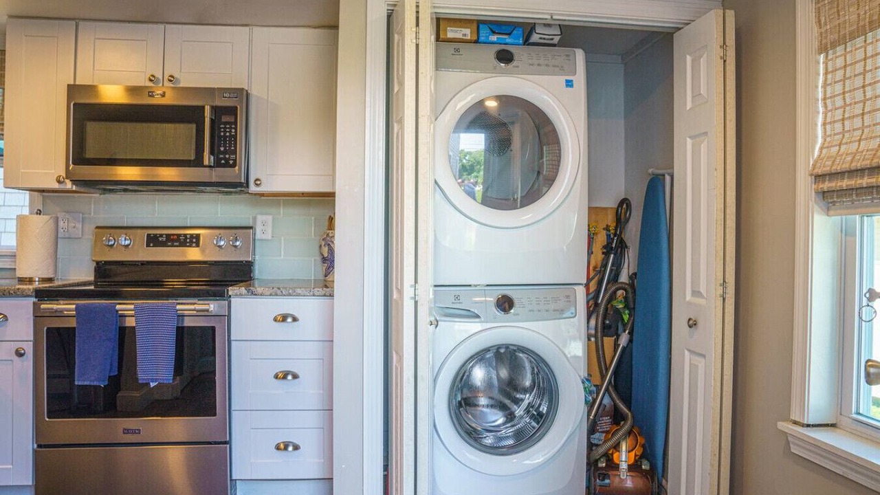 Photo of Others in Hyannis