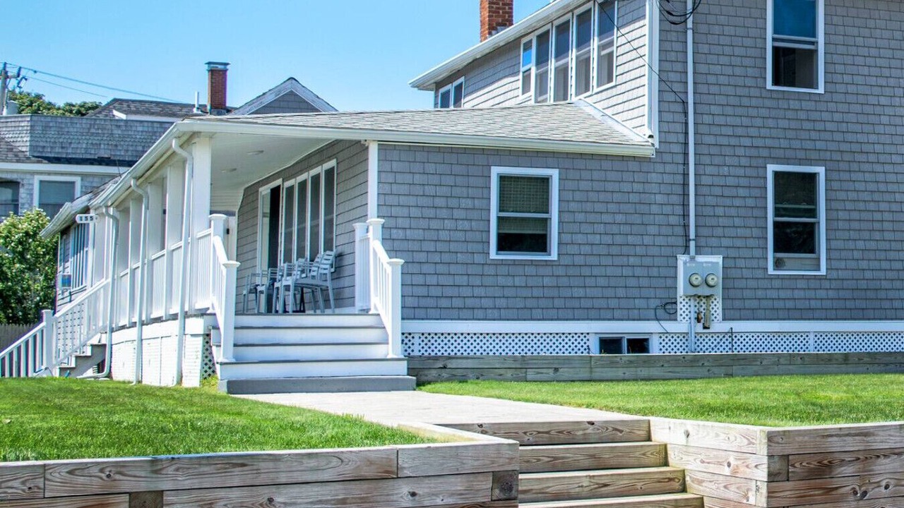 Photo of Others in Hyannis