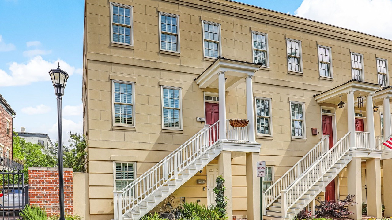 Photo of Outdoor in Historic District - North