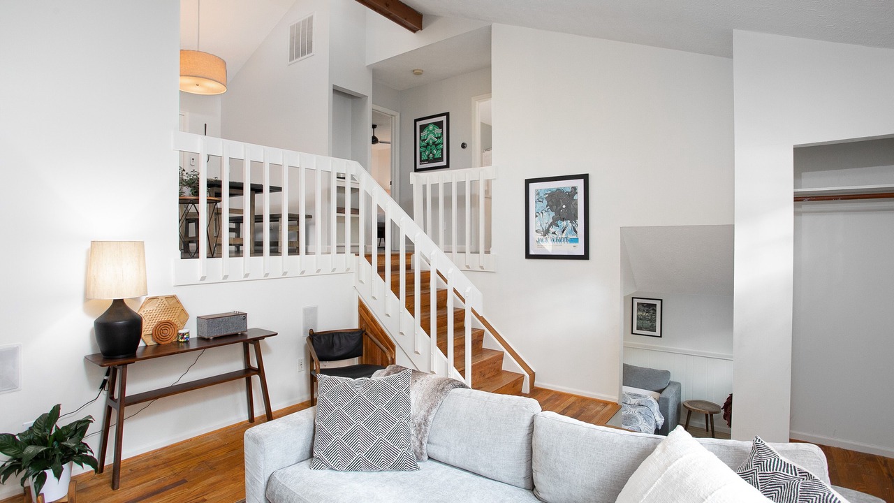 Photo of Livingroom in Southwest Raleigh