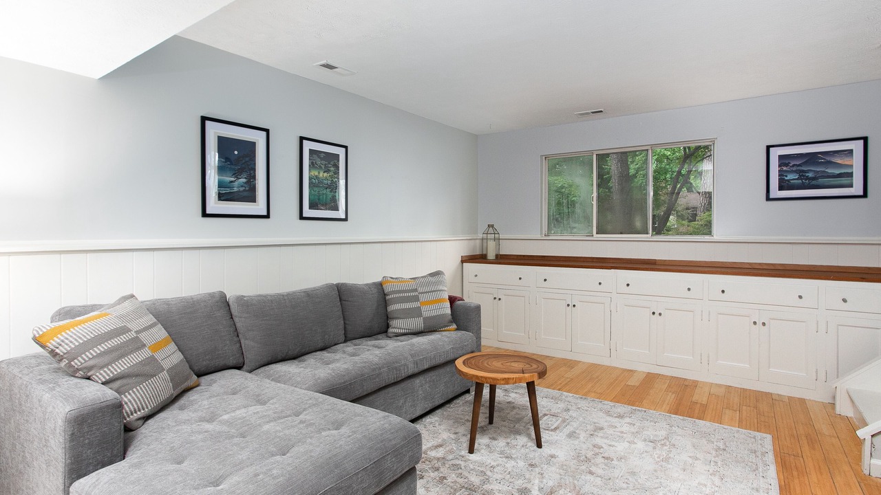 Photo of Livingroom in Southwest Raleigh