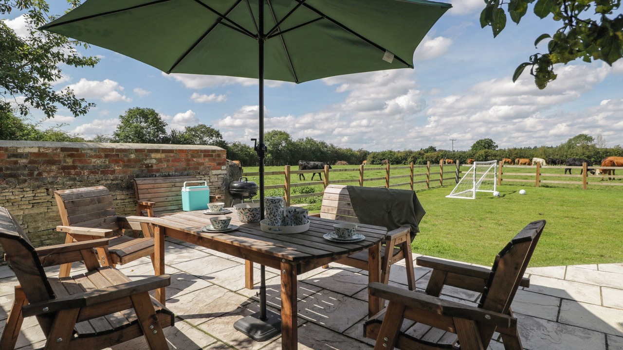 Photo of Outdoor in South Leigh