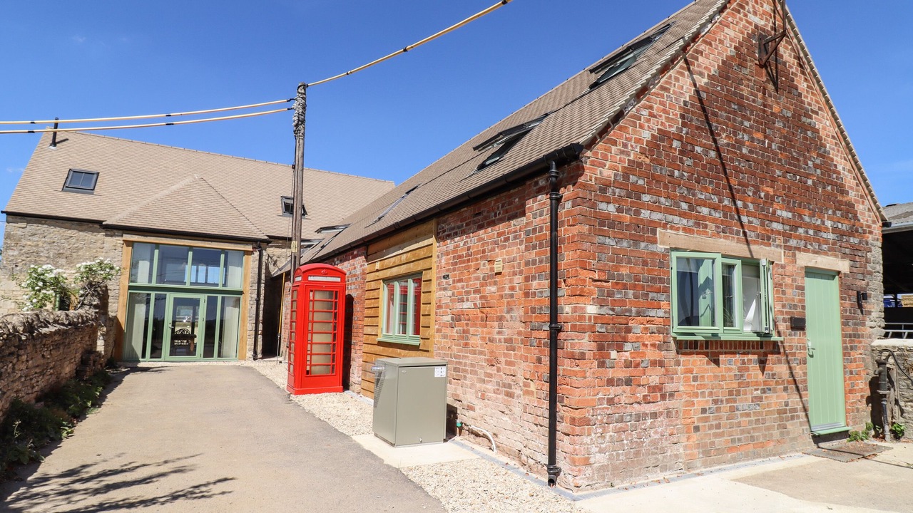 Photo of Outdoor in South Leigh