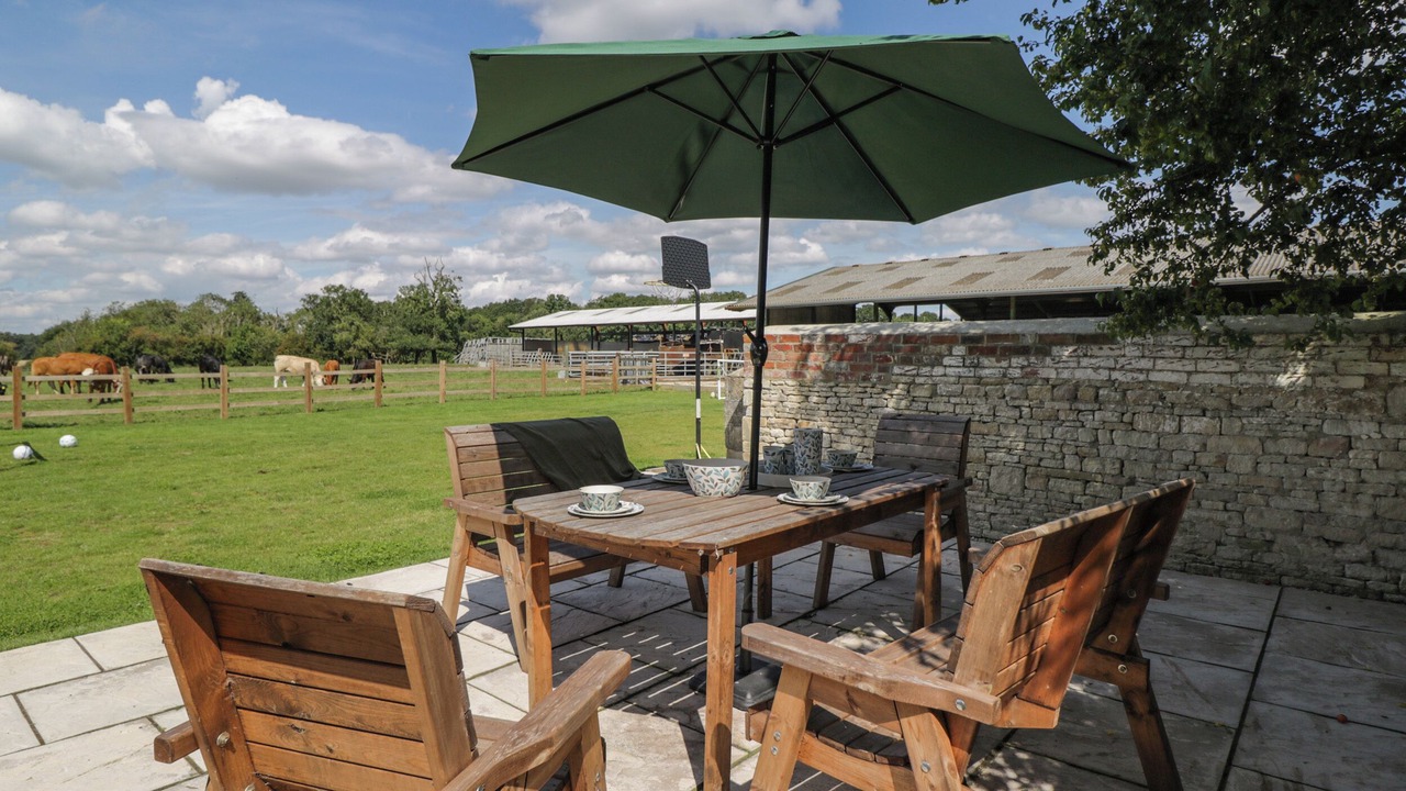 Photo of Outdoor in South Leigh