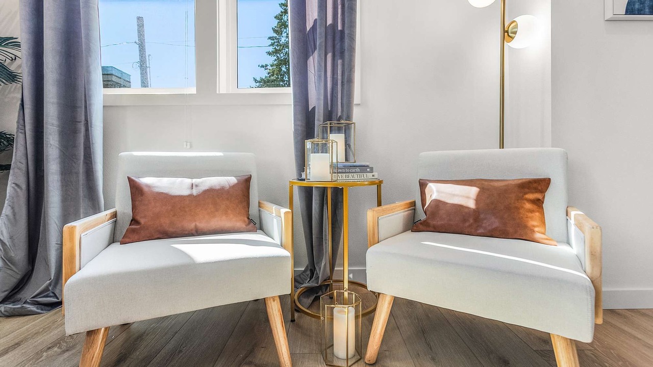 Photo of Others in Minor