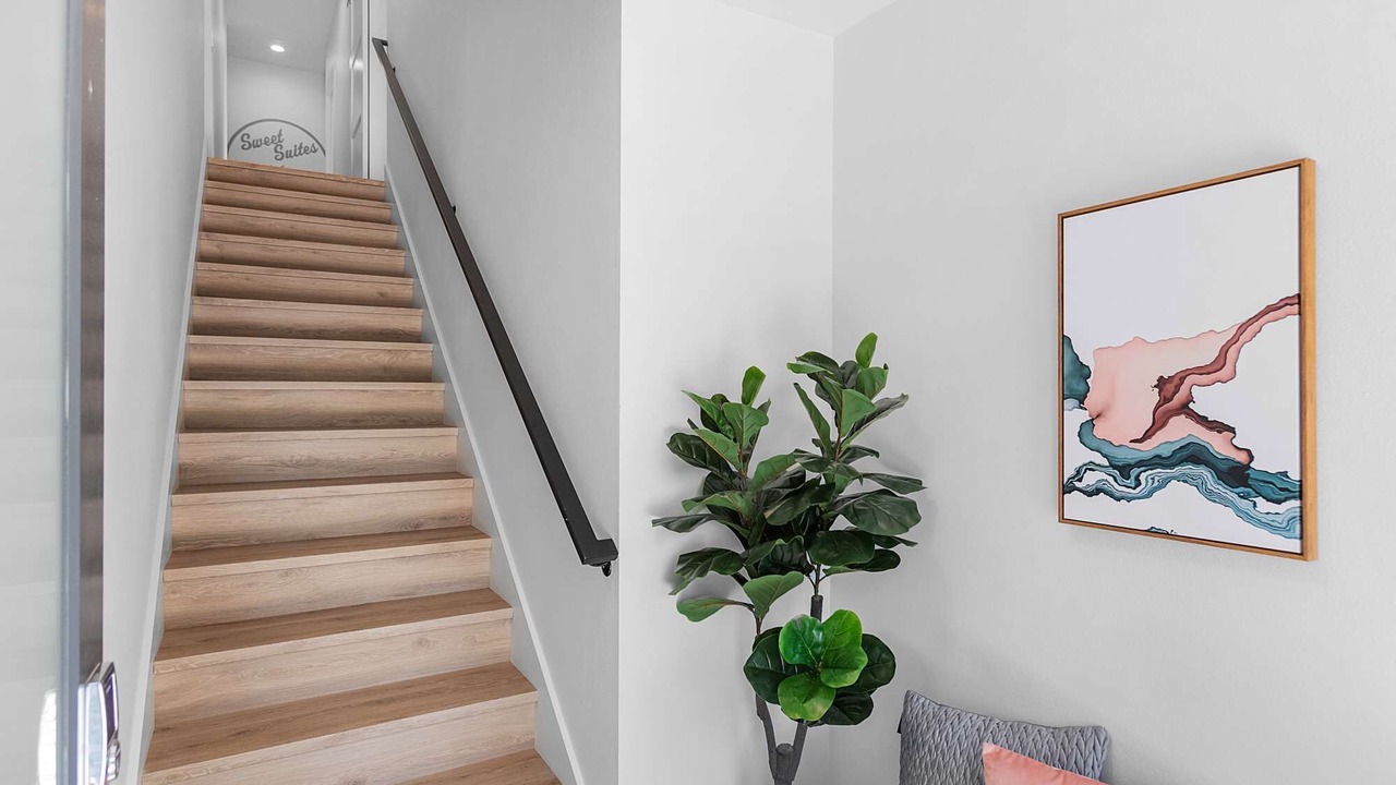 Photo of Others in Minor