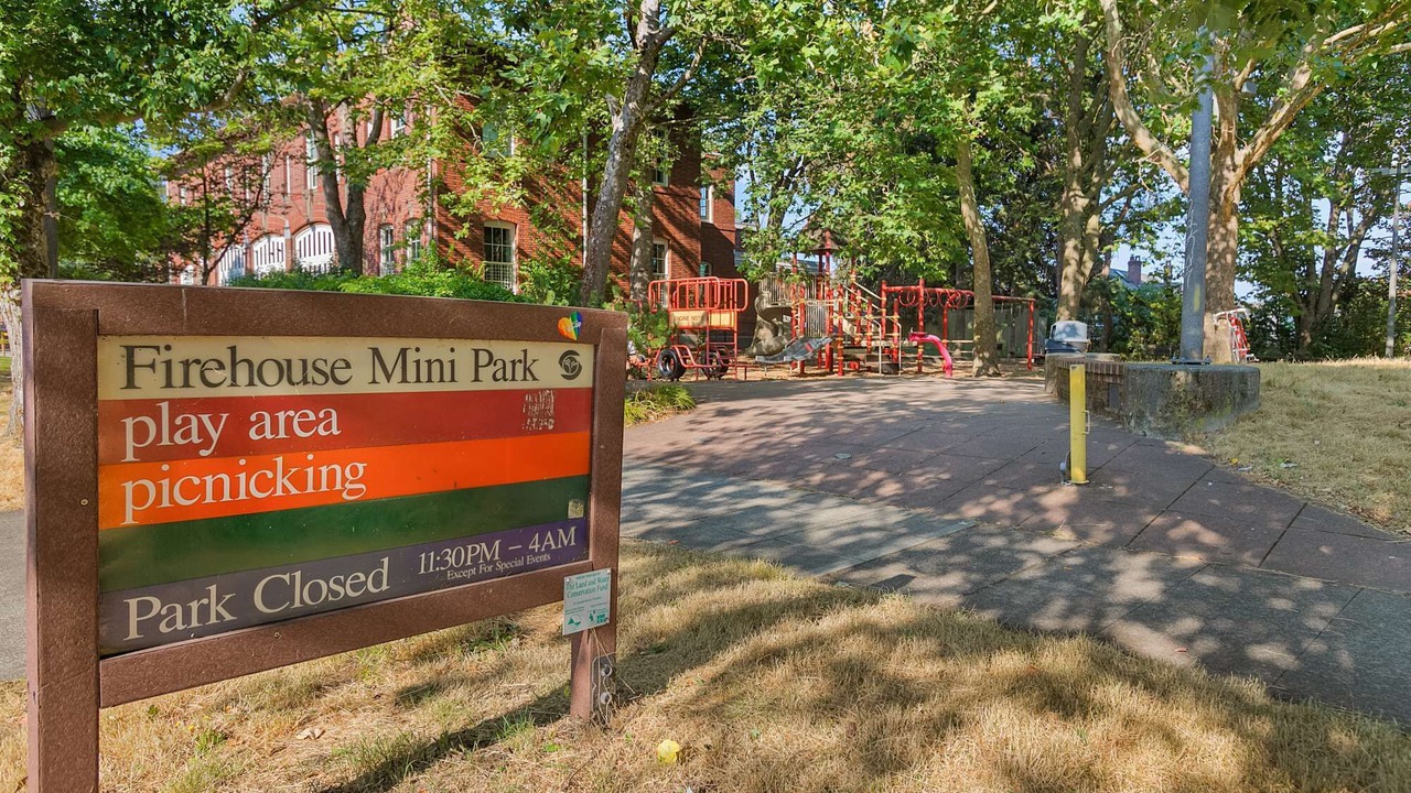 Photo of Outdoor in Minor