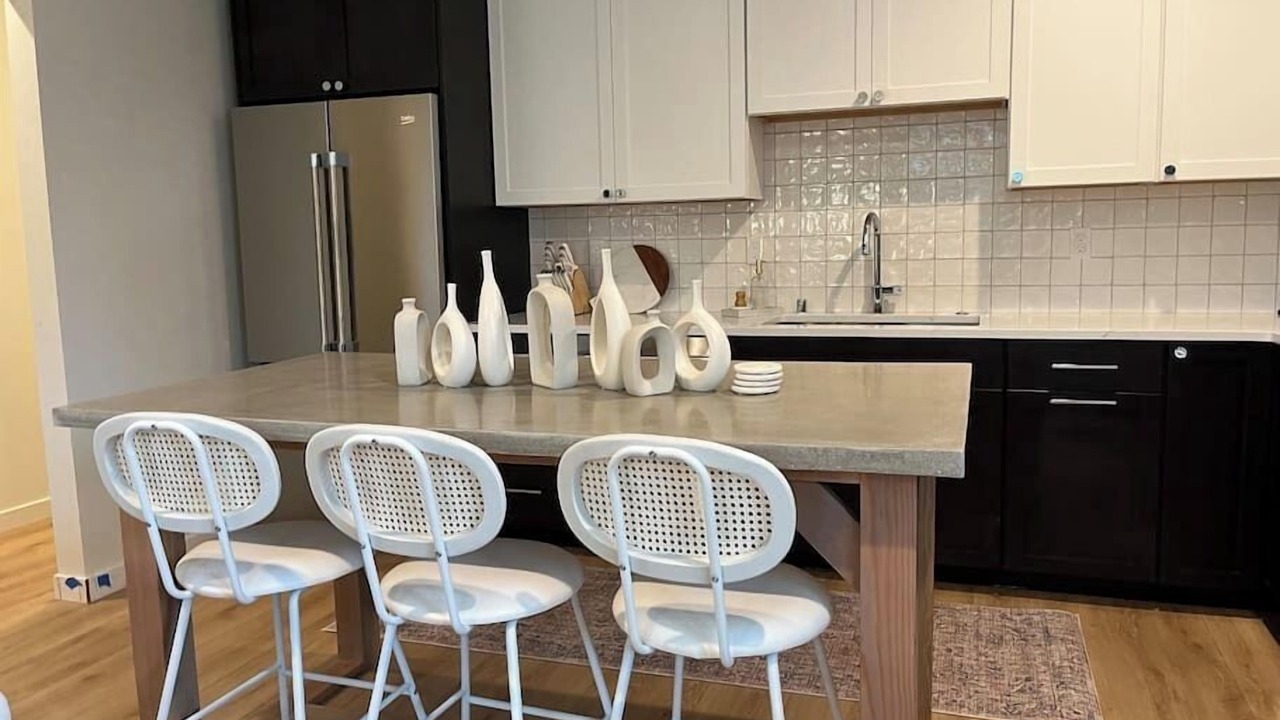 Photo of Others in Minor