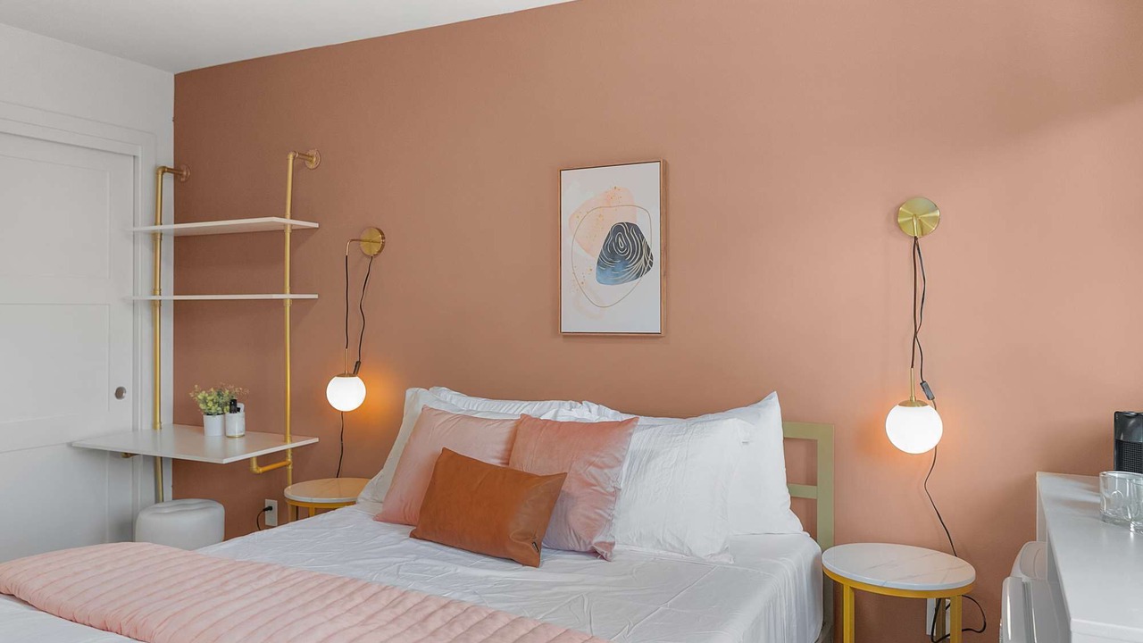 Photo of Bedroom in Minor