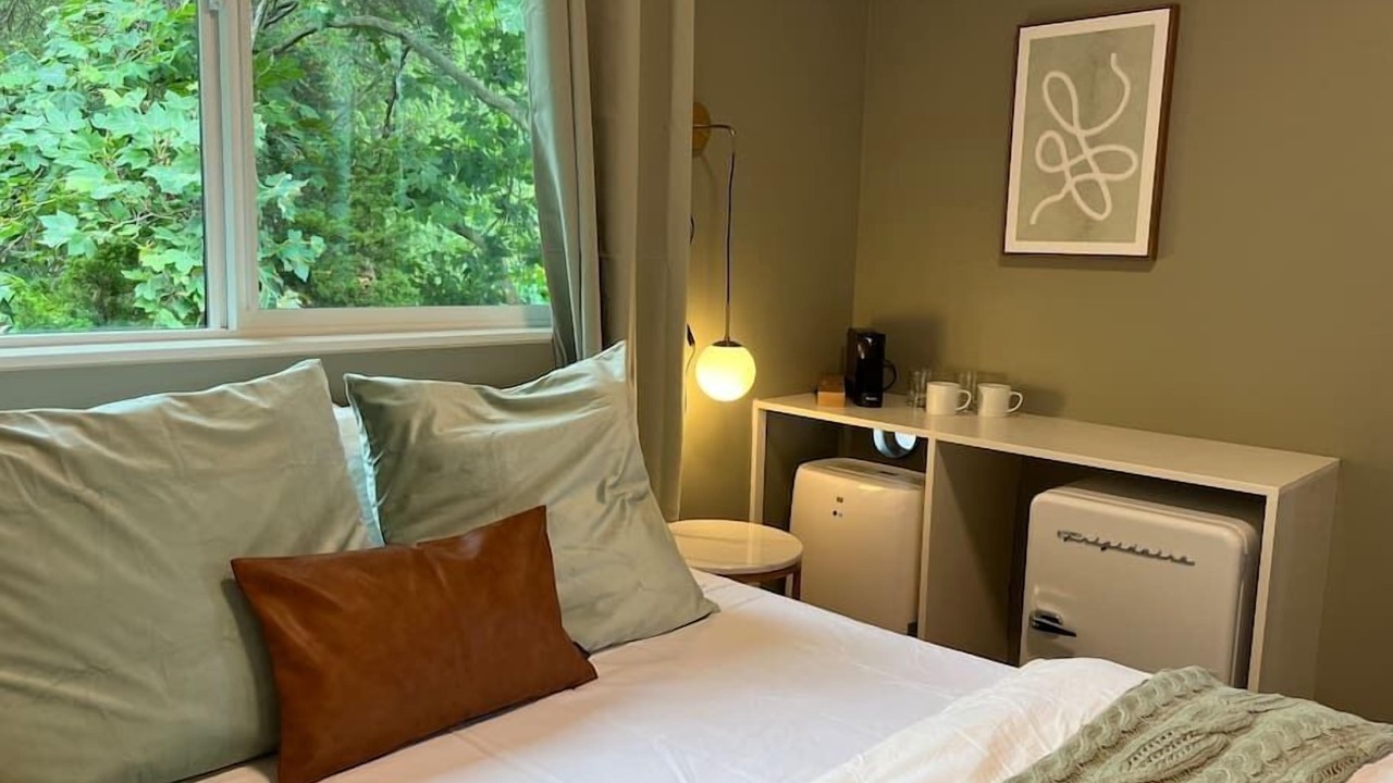Photo of Bedroom in Minor
