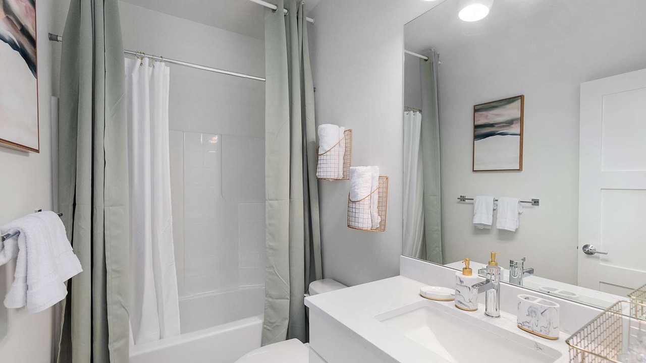Photo of Bathroom in Minor