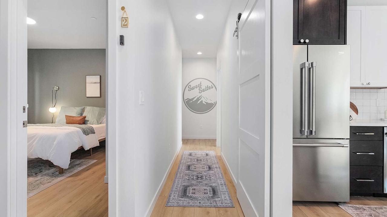 Photo of Bedroom in Minor