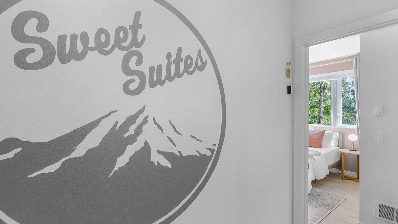 Photo of Bedroom in Minor