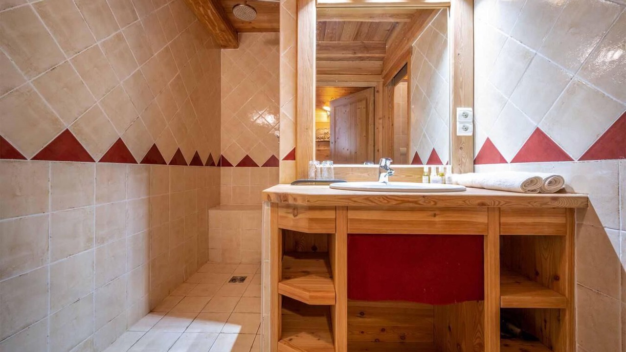 Photo of Bathroom in Cognet