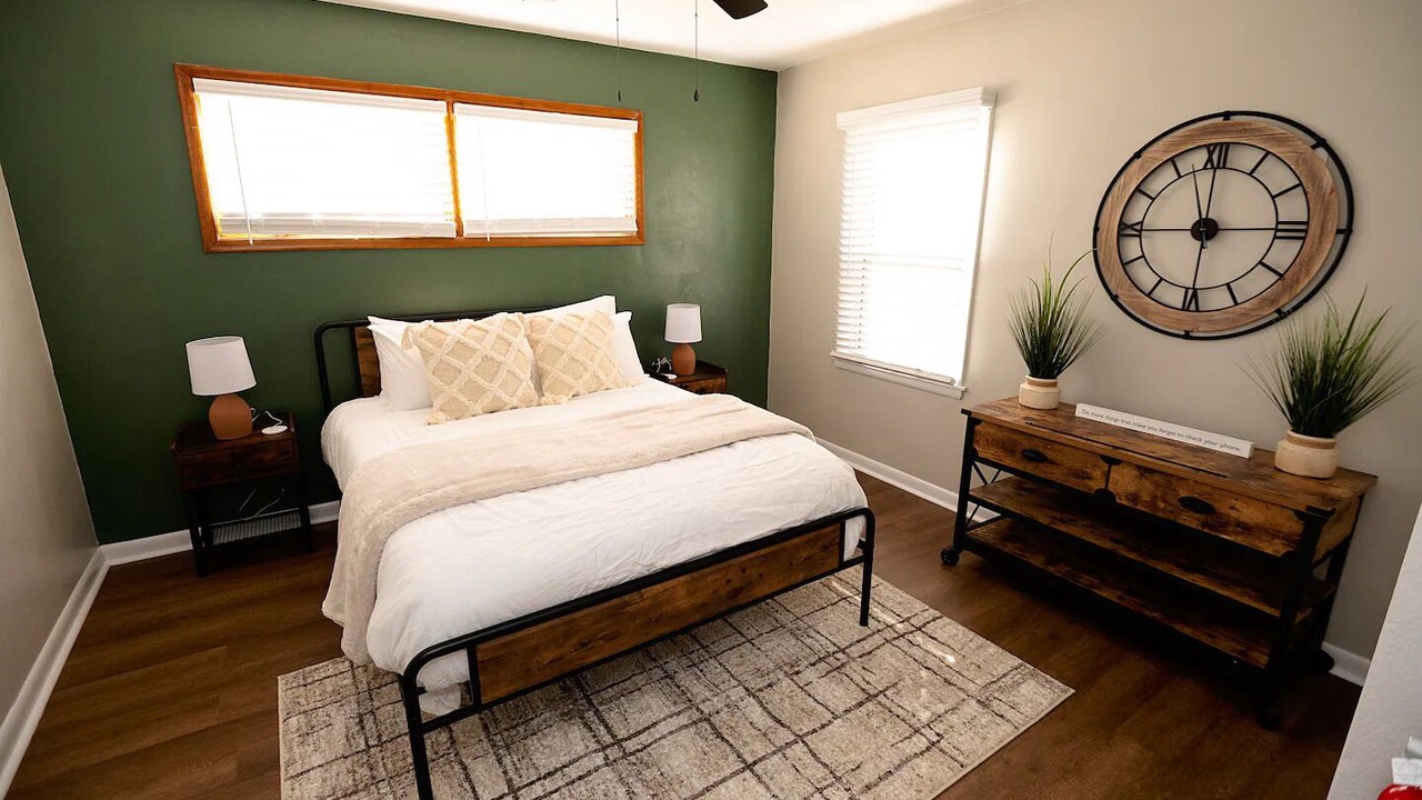 Photo of Bedroom in Jefferson City