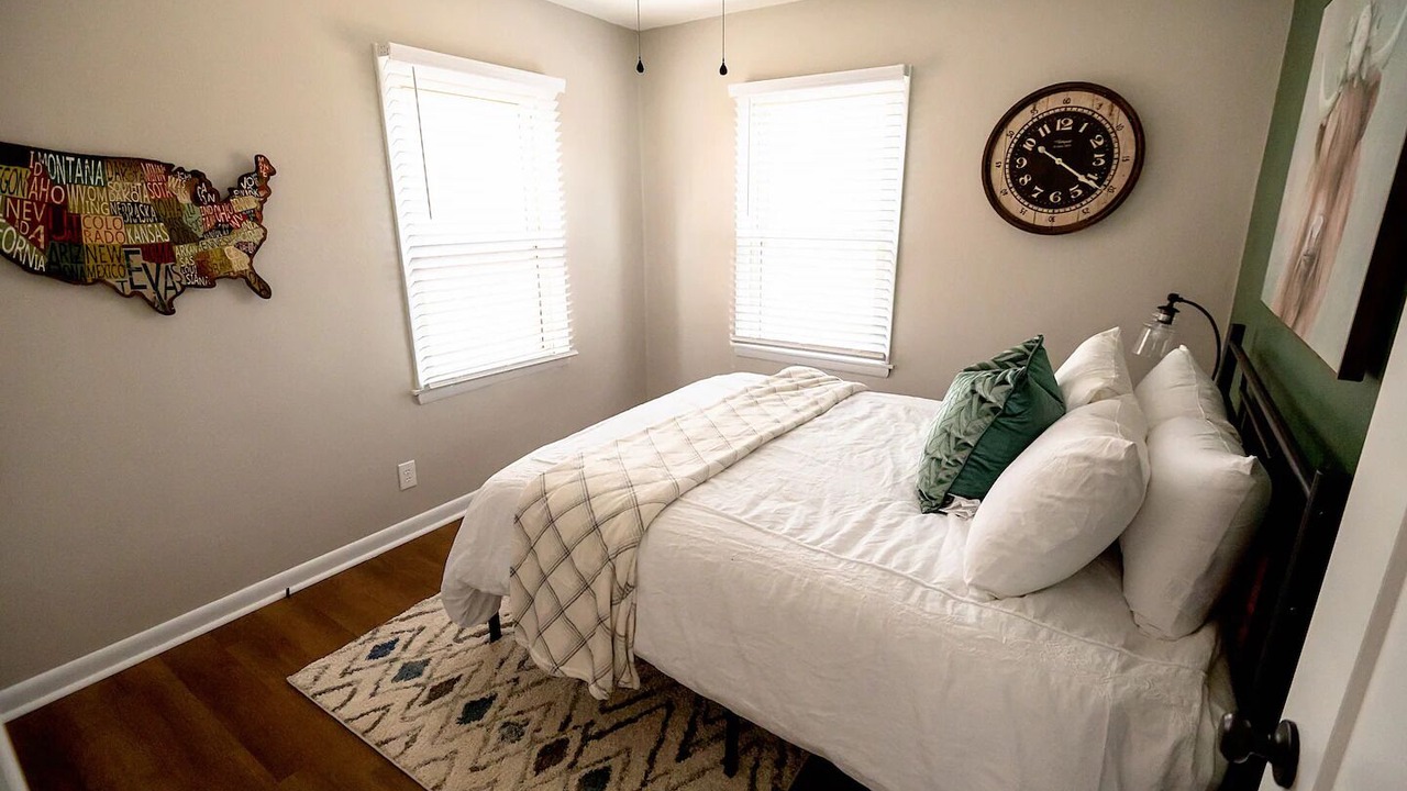 Photo of Bedroom in Jefferson City