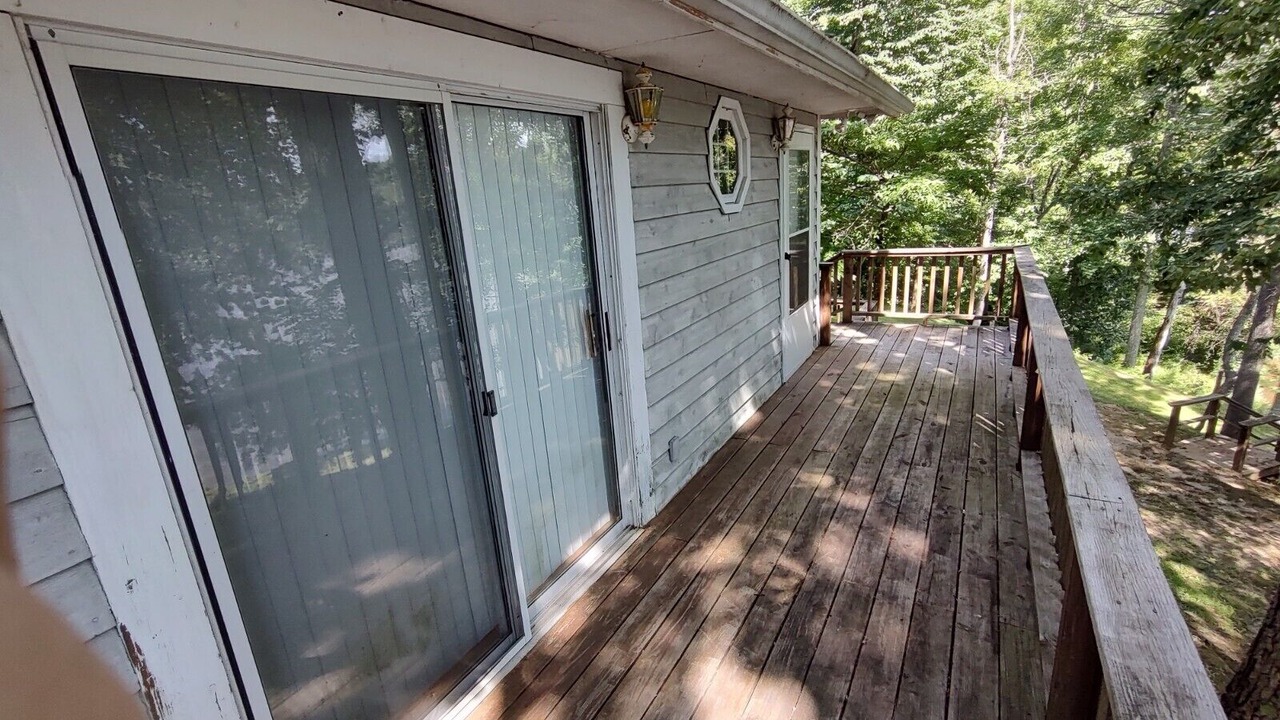 Photo of Patio Balcony in Leasburg