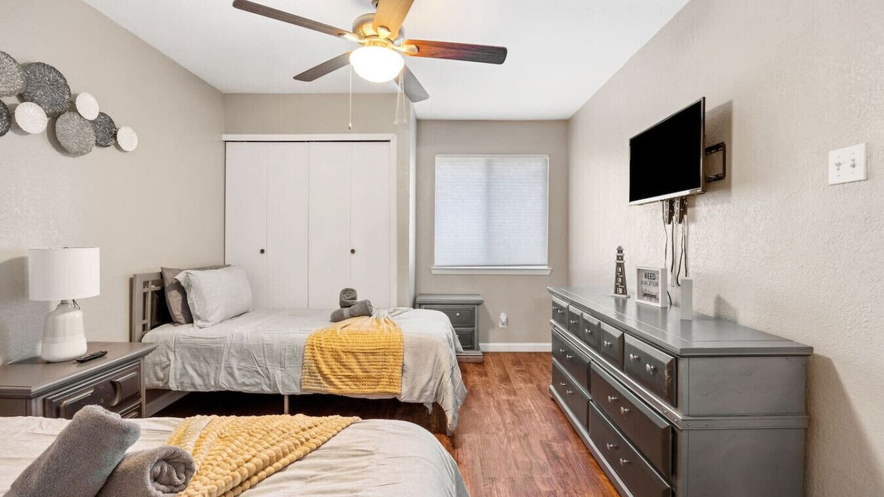 Photo of Bedroom in Southwest Carrollton
