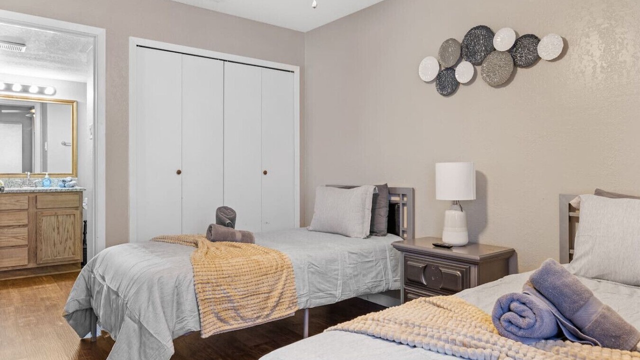 Photo of Bedroom in Southwest Carrollton