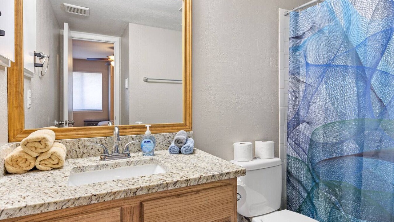 Photo of Bathroom in Southwest Carrollton