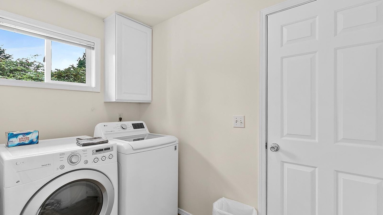 Photo of Others in Black Diamond