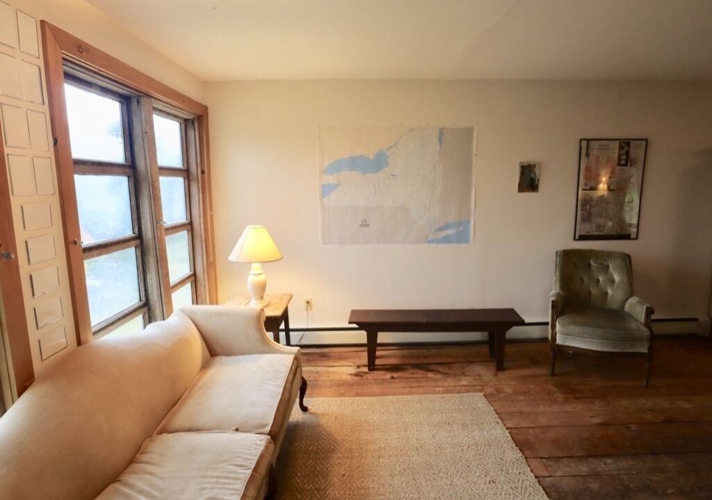 Photo of Livingroom in Sidney Center