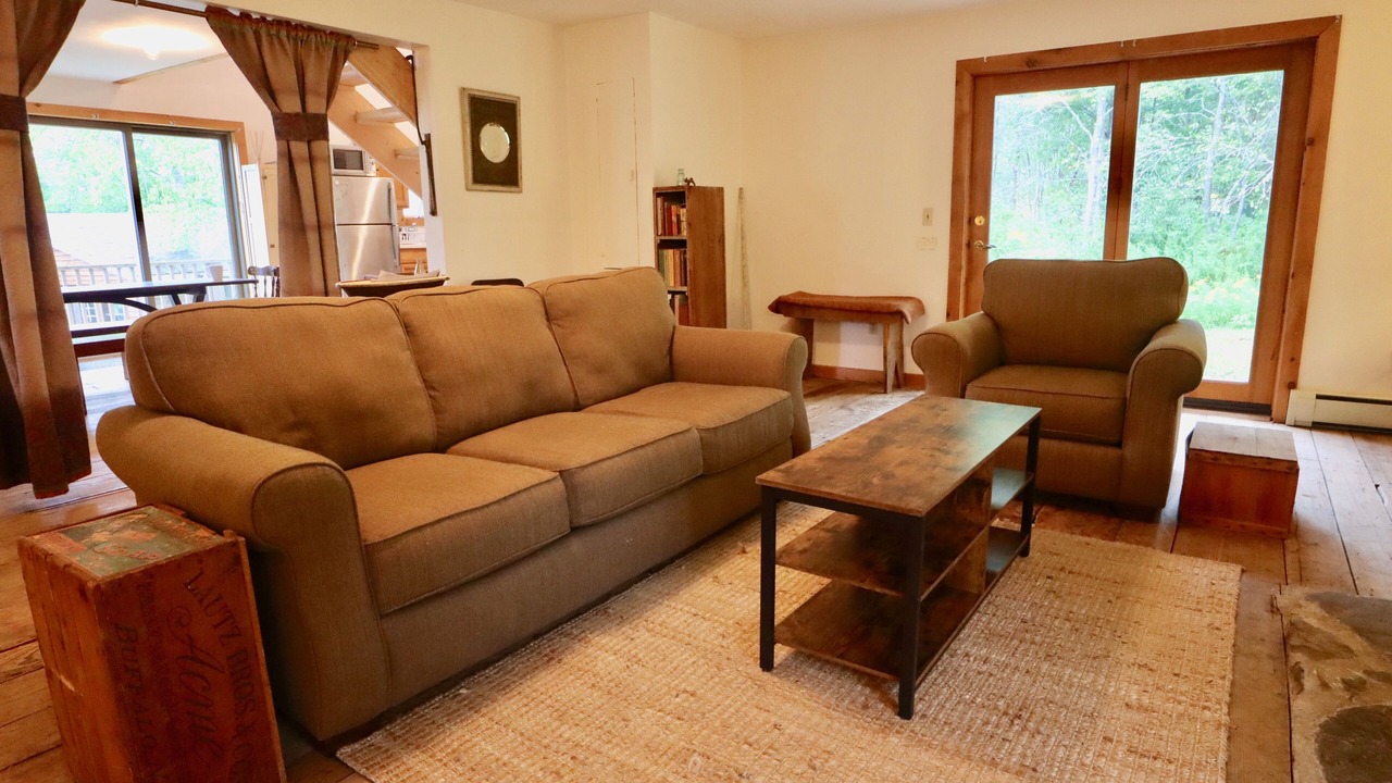 Photo of Livingroom in Sidney Center