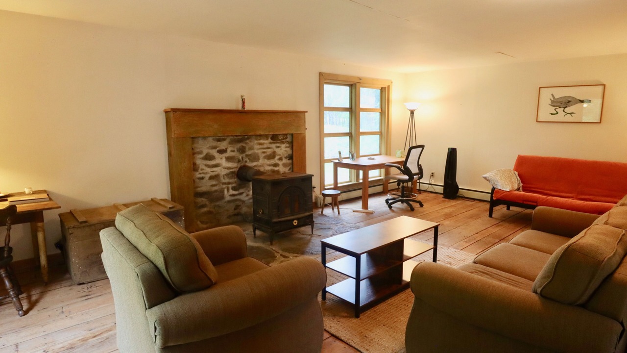 Photo of Livingroom in Sidney Center