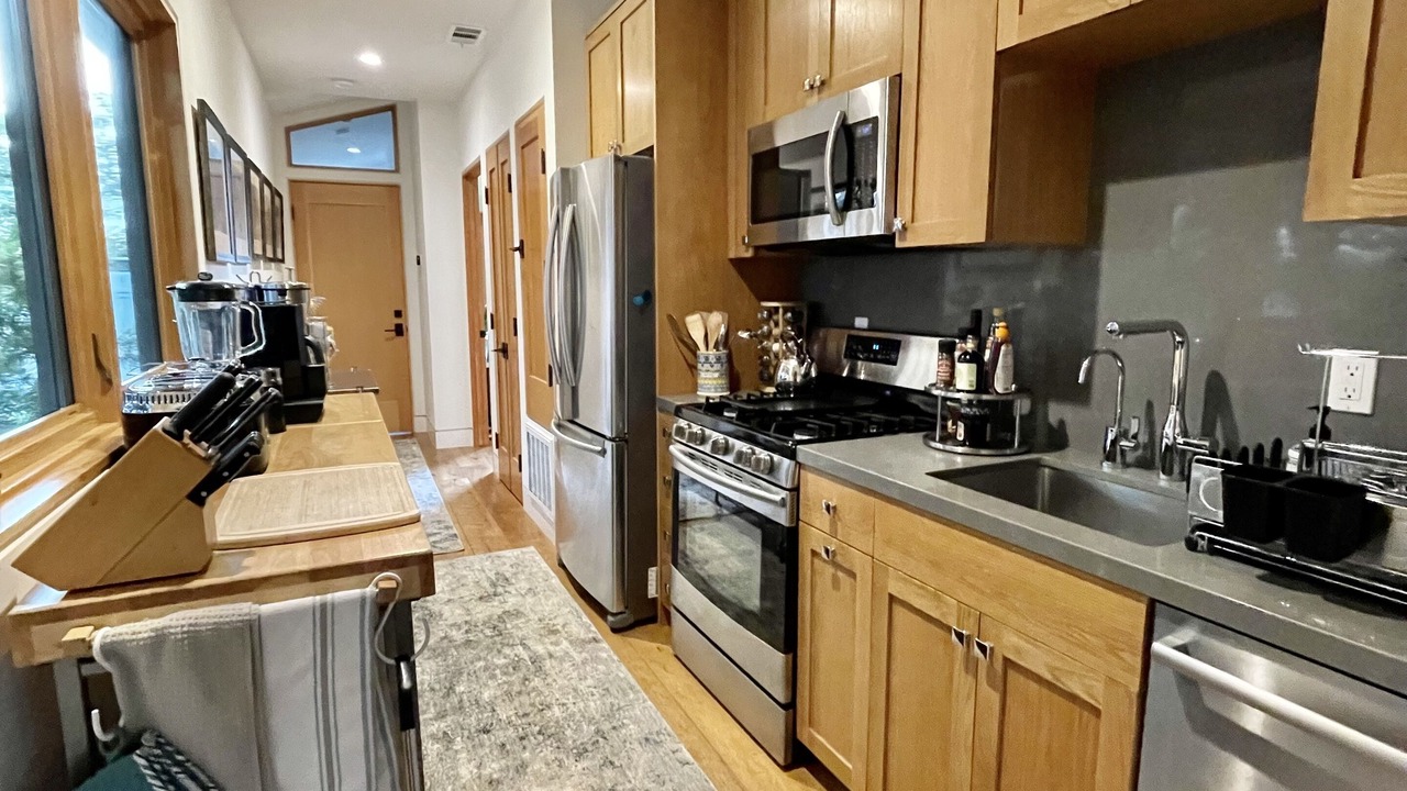 Photo of Kitchen in Del Rey