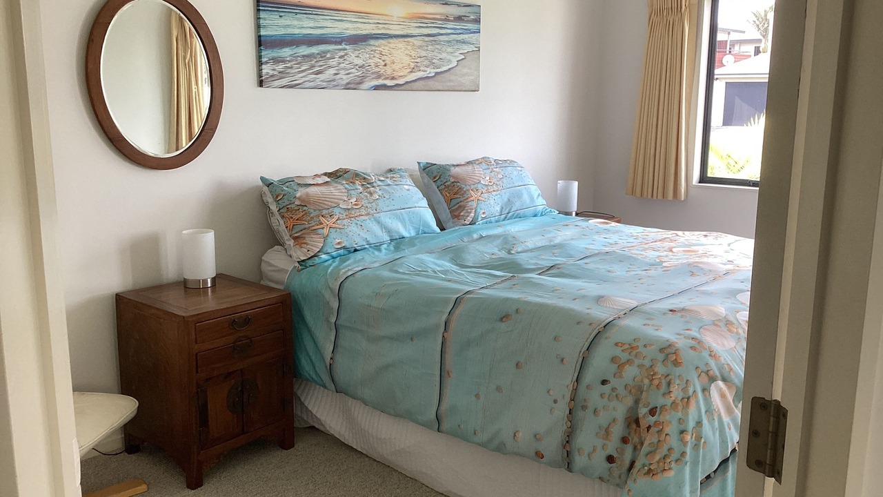 Photo of Bedroom in Ohope